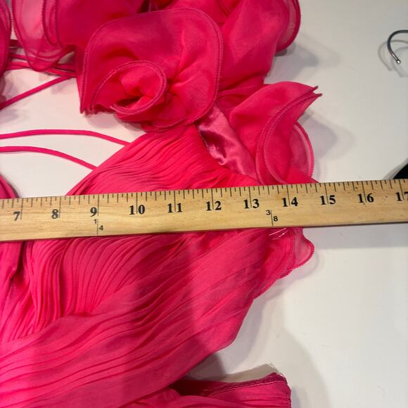 Mac Duggal Bright Pink Open Back Ruffle Shoulder Gown 67911 Sz 0 - Picture 10 of 13